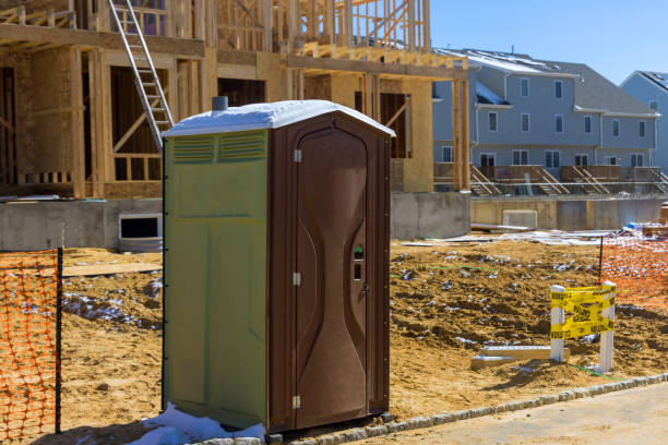 Best Porta potty delivery and setup  in Three Rivers, MI
